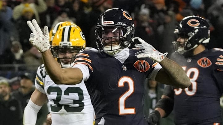 Former Chicago Bears wide receiver DJ Moore (2).