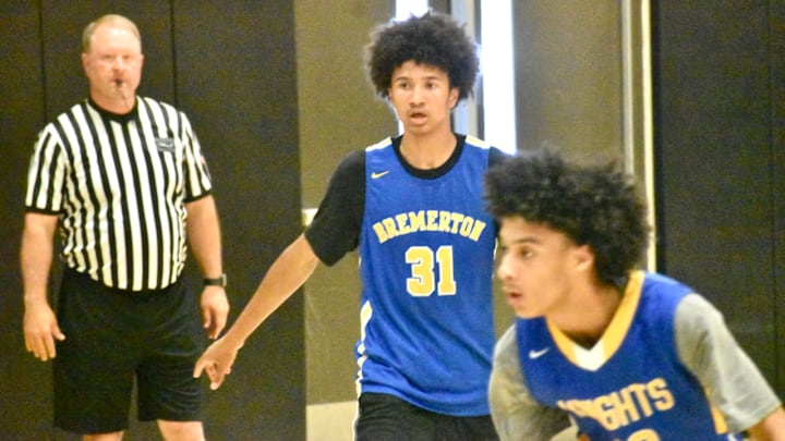 Bremerton's Jalen Davis is the top Washington recruit in the 2027 class - and is arguably the top returning player overall. Bremerton's Jalen Davis is the top Washington recruit in the 2027 class - and is arguably the top returning player overall.