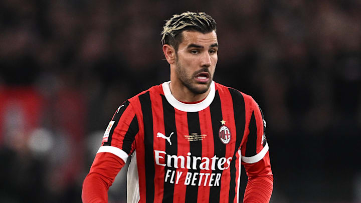 Theo Hernandez est en fin de contrat en juin 2026. Theo Hernandez est en fin de contrat en juin 2026.