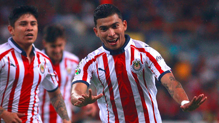 Orbelín Pineda fue campeón con Chivas bajo el mando del argentino Matías Almeyda Orbelín Pineda fue campeón con Chivas bajo el mando del argentino Matías Almeyda