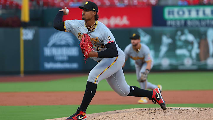 Pittsburgh Pirates v St. Louis Cardinals Pittsburgh Pirates v St. Louis Cardinals