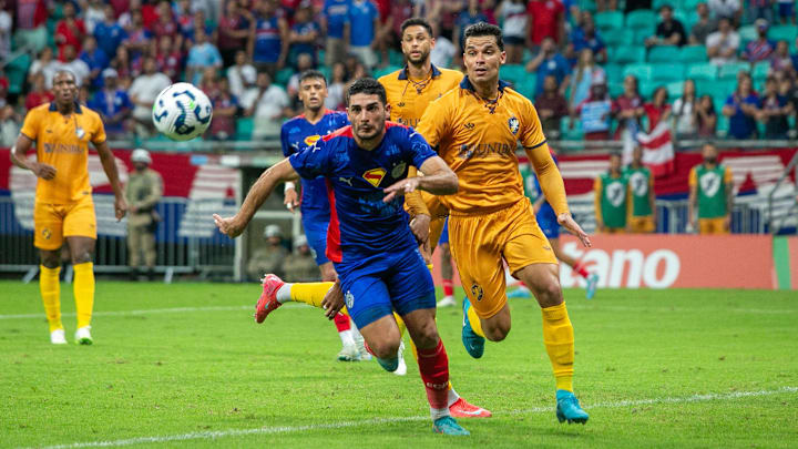 Retrô e Bahia disputam vaga nas quartas de final da Copa do Brasil