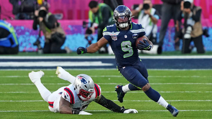Feb 8, 2026; Santa Clara, CA, USA; Seattle Seahawks running back Kenneth Walker III (9) runs the ball during the second quarter against the New England Patriots in Super Bowl LX at Levi's Stadium. Mandatory Credit: Darren Yamashita-Imagn Images