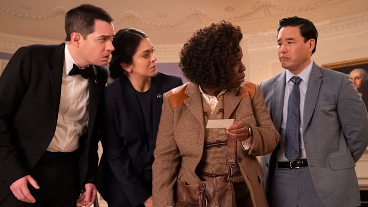 The Residence. (L to R) Dan Perrault as Colin Trask, Anna Rajo as Agent Anna Rausch, Uzo Aduba as Cordelia Cupp, Randall Park as Edwin Park in episode 106 of The Residence.