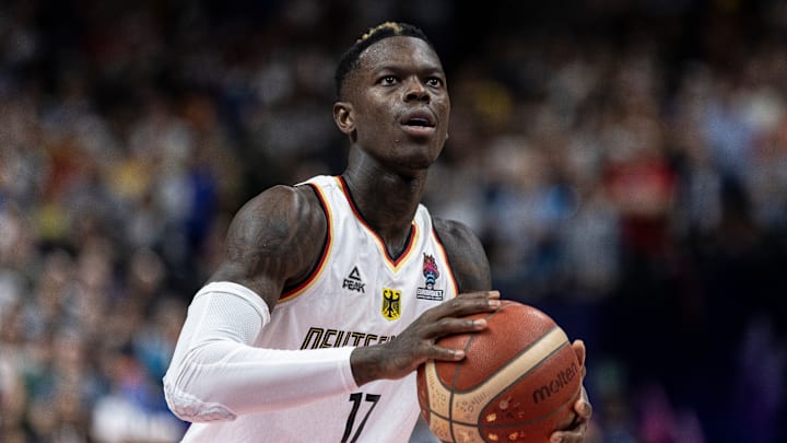 Dennis Schroder regresa a Los Angeles Lakers 