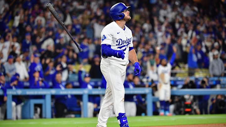 June 3, 2025; Los Angeles, California, USA; Los Angeles Dodgers third baseman Max Muncy (13) hits a solo home run against the New York Mets during the ninth inning at Dodger Stadium. Mandatory Credit: Gary A. Vasquez-Imagn Images June 3, 2025; Los Angeles, California, USA; Los Angeles Dodgers third baseman Max Muncy (13) hits a solo home run against the New York Mets during the ninth inning at Dodger Stadium. Mandatory Credit: Gary A. Vasquez-Imagn Images