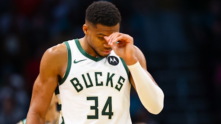 Milwaukee Bucks v Charlotte Hornets