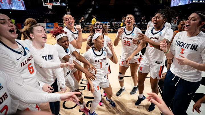 Illinois guard Aaliyah Guyton (1) celebrates defeating Colorado with her team in the first round of the NCAA college basketball tournament at Memorial Gym in Nashville, Tenn., Saturday, March 21, 2026.