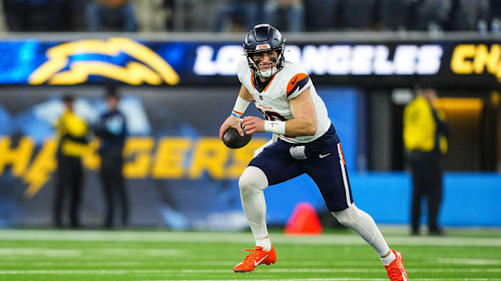 Denver Broncos v Los Angeles Chargers