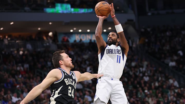 Dallas Mavericks v Milwaukee Bucks