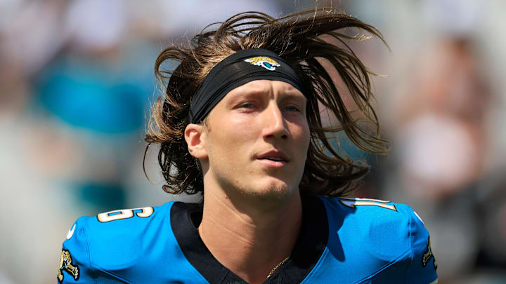 Jacksonville Jaguars quarterback Trevor Lawrence (16) runs on the field before an NFL football matchup at EverBank Stadium, Sunday, Sept. 21, 2025, in Jacksonville, Fla. The Jaguars defeated the Texans 17-10.