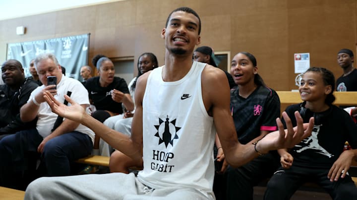 FRANCE-LEISURE-BASKETBALL-CHESS