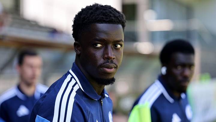 Christian Gomis wird den S04 leihweise verlassen Christian Gomis wird den S04 leihweise verlassen