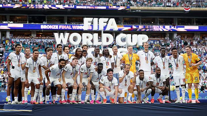 Inglaterra sentenció el encuentro desde el primer tiempo. Inglaterra sentenció el encuentro desde el primer tiempo.