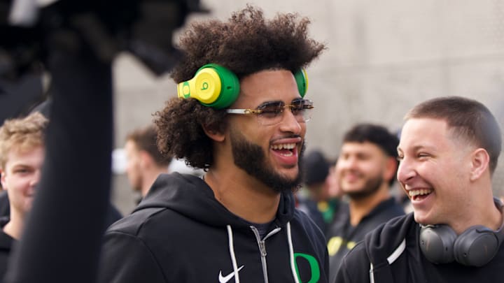 oregon ducks dan lanning nfl draft scouts declare decision dante moore college football playoff rece davis new york jets Nil transfer Dylan Raiola
