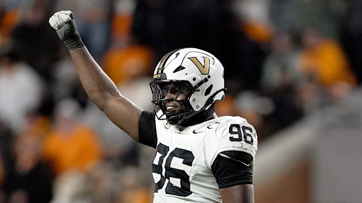 Vanderbilt defensive lineman Khordae Sydnor (96) celebrates near the end of the game during the fourth quarter against Tennessee at Neyland Stadium in Knoxville, Tenn., Saturday, Nov. 29, 2025.