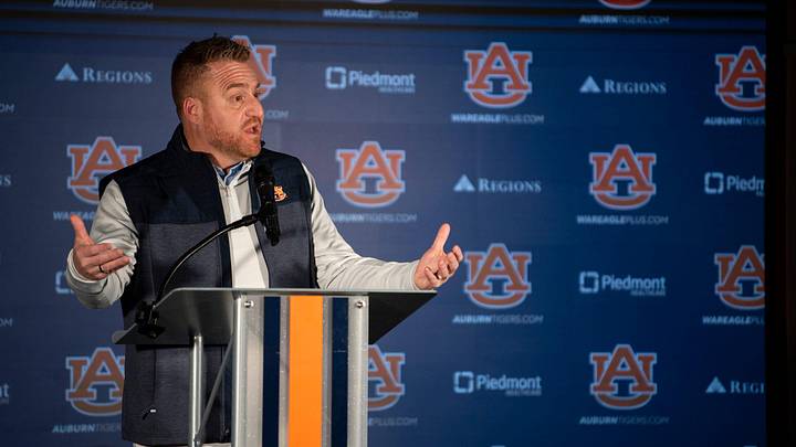 Auburn Tigers football head coach Alex Golesh lands a defensive recruit