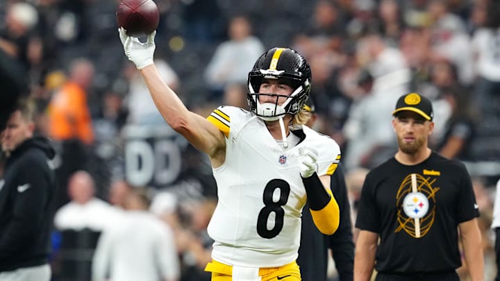 Sep 24, 2023; Paradise, Nevada, USA; Pittsburgh Steelers quarterback Kenny Pickett (8) warms up before a game against the Las Vegas Raiders at Allegiant Stadium. Mandatory Credit: Stephen R. Sylvanie-Imagn Images Sep 24, 2023; Paradise, Nevada, USA; Pittsburgh Steelers quarterback Kenny Pickett (8) warms up before a game against the Las Vegas Raiders at Allegiant Stadium. Mandatory Credit: Stephen R. Sylvanie-Imagn Images