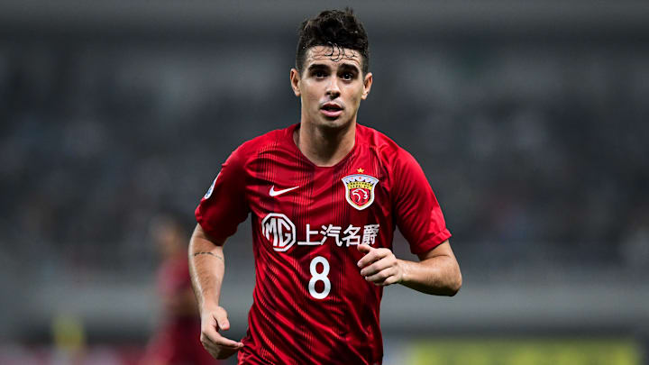 Oscar negocia contrato com São Paulo após deixar o futebol chinês