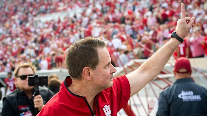 Indiana Head Coach Curt Cignetti holds up the number one to the crowd as he leaves the field after the Indiana versus Wisconson football game at Memorial Stadium on Saturday, Nov. 15, 2025.