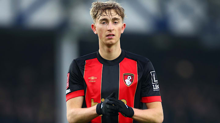 Dean Huijsen está na mira de gigantes europeus