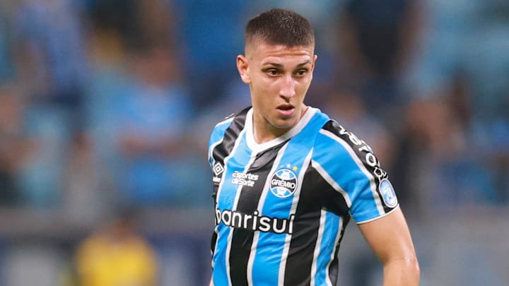 Monsalve deve iniciar entre os titulares pelo Grêmio