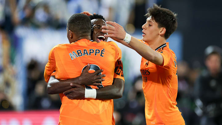 Le Real reprend deux points au Barça.