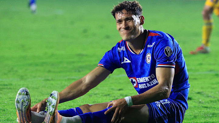 Tigres UANL v Cruz Azul - Playoffs Torneo Apertura 2025 Liga MX