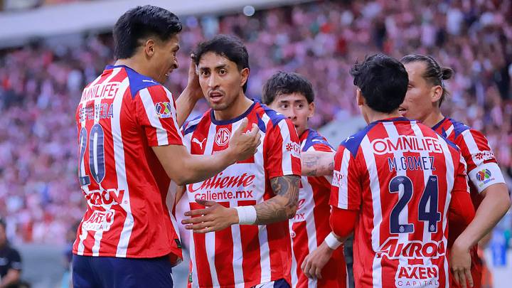 El Guadalajara ya trabaja para llegar en forma óptima a su duelo contra Toluca en el Estadio Akron El Guadalajara ya trabaja para llegar en forma óptima a su duelo contra Toluca en el Estadio Akron