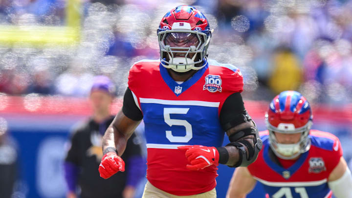 Sep 8, 2024; East Rutherford, New Jersey, USA; New York Giants linebacker Kayvon Thibodeaux (5) warms up before a game against the Minnesota Vikings at MetLife Stadium. Mandatory Credit: John Jones-Imagn Images