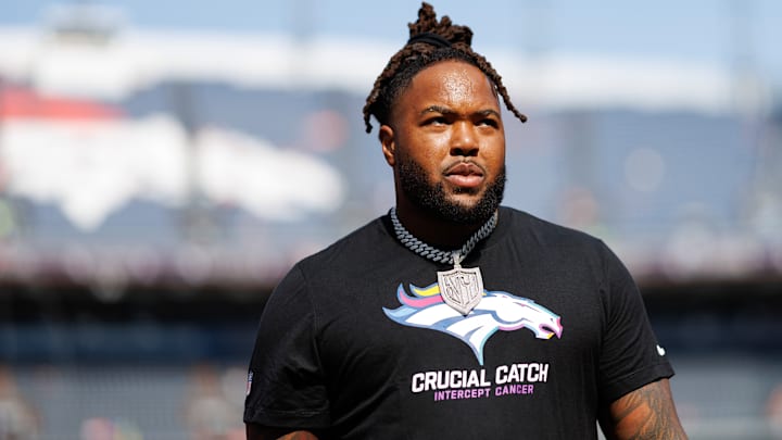 Denver Broncos, DL Eyioma Uwazurike