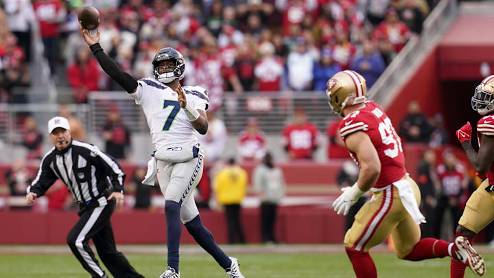Seattle Seahawks quarterback Geno Smith (7)