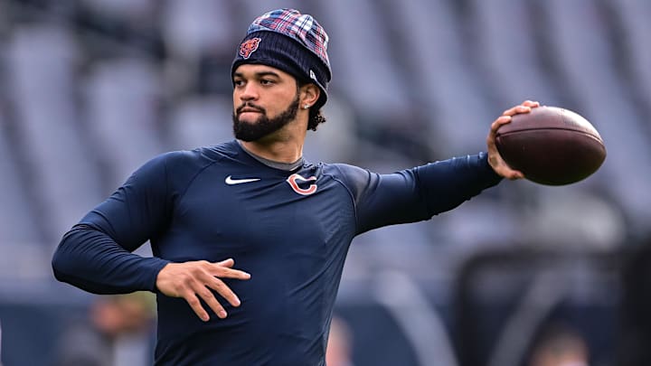 Nov 17, 2024; Chicago, Illinois, USA; Chicago Bears quarterback Caleb Williams (18) warms up before the game against the Green Bay Packers at Soldier Field. Mandatory Credit: Daniel Bartel-Imagn Images Nov 17, 2024; Chicago, Illinois, USA; Chicago Bears quarterback Caleb Williams (18) warms up before the game against the Green Bay Packers at Soldier Field. Mandatory Credit: Daniel Bartel-Imagn Images