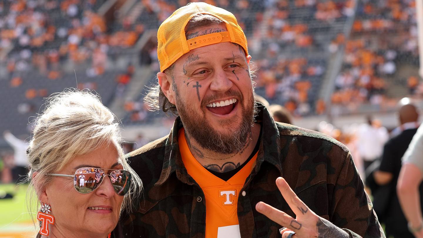 10 celebrities better than Jelly Roll for College GameDay in Athens