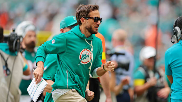 Former Dolphins coach Mike McDaniel is withdrawing from the Browns’ head coaching search