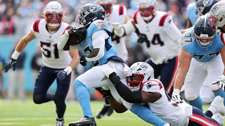 New England Patriots v Tennessee Titans