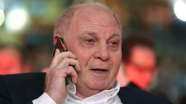 Die Sendepause von Uli Hoeneß ist wieder vorbei. Die Sendepause von Uli Hoeneß ist wieder vorbei.