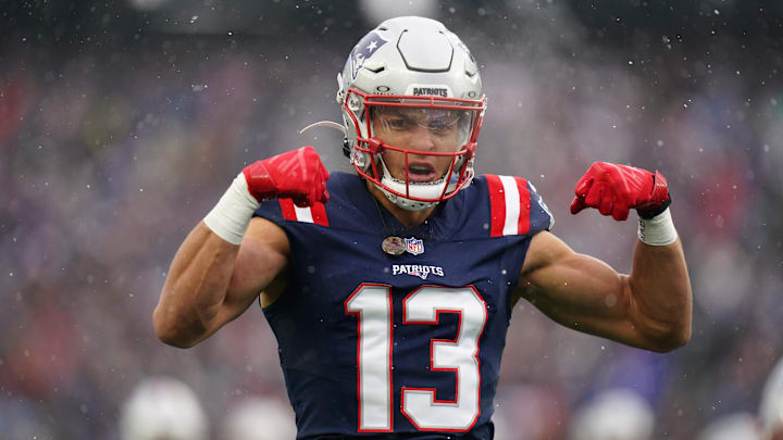 Dec 14, 2025; Foxborough, Massachusetts, USA; New England Patriots wide receiver Mack Hollins (13) reacts after a play against the Buffalo Bills in the first quarter at Gillette Stadium. Mandatory Credit: David Butler II-Imagn Images Dec 14, 2025; Foxborough, Massachusetts, USA; New England Patriots wide receiver Mack Hollins (13) reacts after a play against the Buffalo Bills in the first quarter at Gillette Stadium. Mandatory Credit: David Butler II-Imagn Images