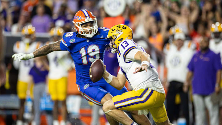 Florida Gators sophomore edge rusher T.J. Searcy had 34 tackles and three sacks in 2024 before entering the transfer portal.