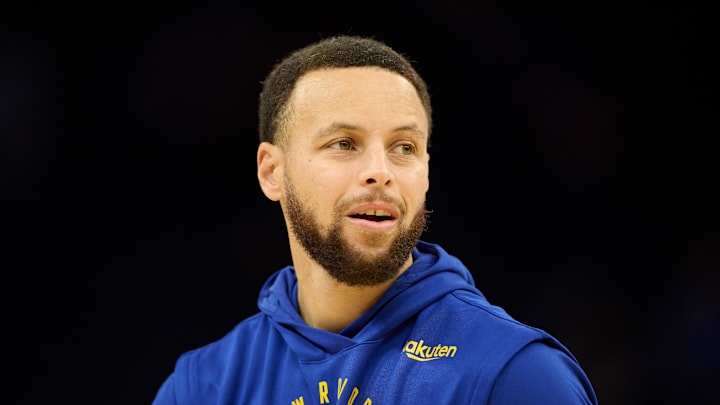 Dec 28, 2024; San Francisco, California, USA; Golden State Warriors guard Stephen Curry (30) warms up before the game against the Phoenix Suns at Chase Center. 