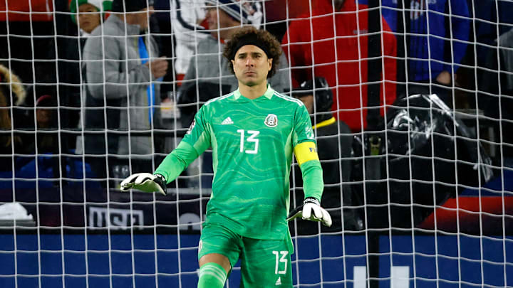 Un error de "Memo" Ochoa permitió que Canadá se adelantara en el marcador