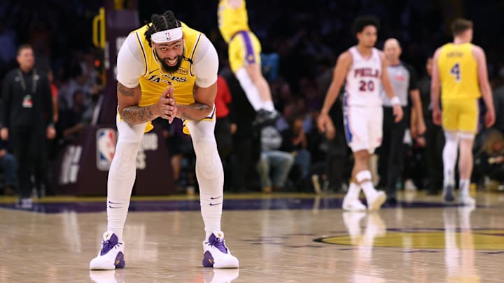 Anthony Davis ha tenido algunos problemas físicos en los recientes juegos de los Lakers