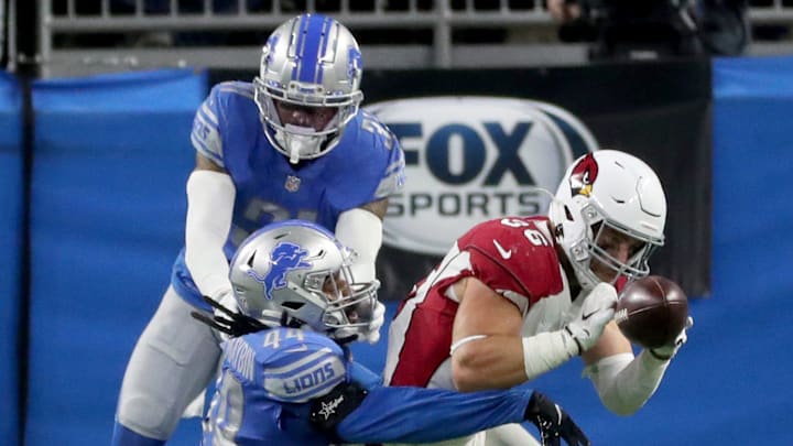 Detroit Lions linebacker Jalen Reeves-Maybin breaks up a pass to Arizona Cardinals tight end Zach Ertz Detroit Lions linebacker Jalen Reeves-Maybin breaks up a pass to Arizona Cardinals tight end Zach Ertz