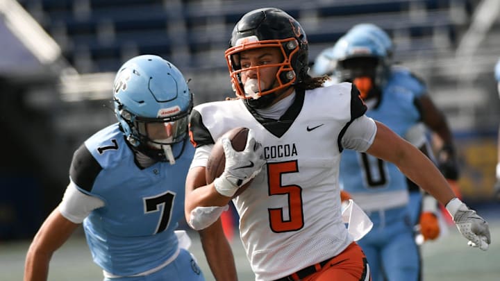 Jayvan Boggs of Cocoa makes a 60-yard pass reception against Gadsden County in the FHSAA football Class 2A state championship Thursday, December 12, 2024. Craig Bailey/FLORIDA TODAY via USA TODAY NETWORK