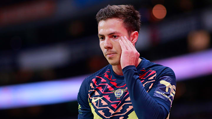 América despidió a Sebastián Córdova, quien ya llegó a Tigres para hacer sus exámenes médicos y posteriormente firmar su contrato.