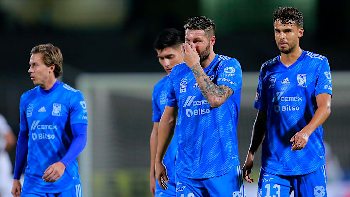 Jugadores de Tigres en un partido de liga. Jugadores de Tigres en un partido de liga.