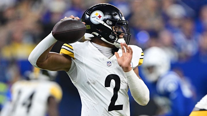 Pittsburgh Steelers quarterback Justin Fields