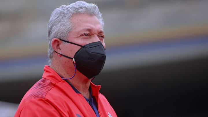 Pumas UNAM v Chivas - Torneo Apertura 2021 Liga MX