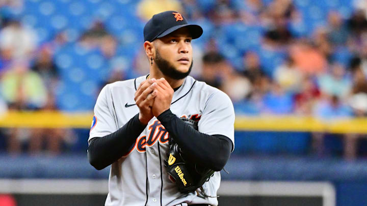 Rodríguez seguirá con Detroit 