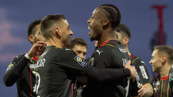 Elye Wahi a ouvert le score avant d'être exclu